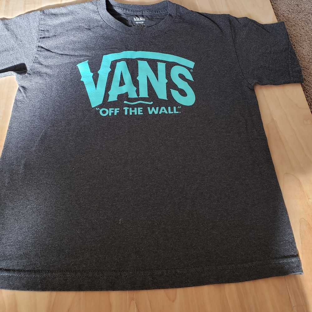 🦔 3/$15 🦔 Boys Van's shirt